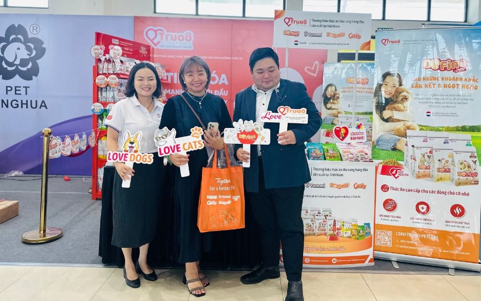 Check in tại gian hàng Truoo Pet Care