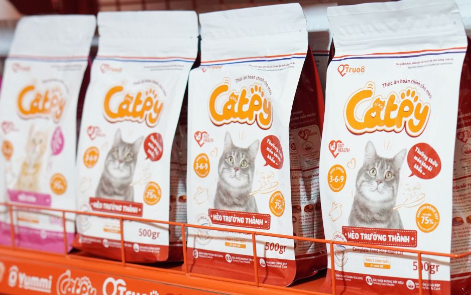 Catpy có hơn 75% tỷ lệ thịt gà và cá